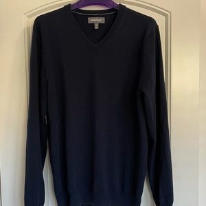 Bonobos Navy V-neck Merino Wool sweater Slim fit